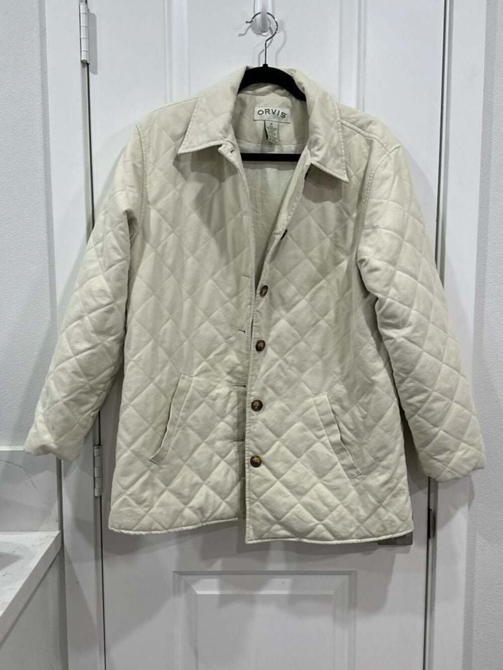 Orvis Women's Diamond Quilted Button-Front Barn Jacket Cream Size Medium